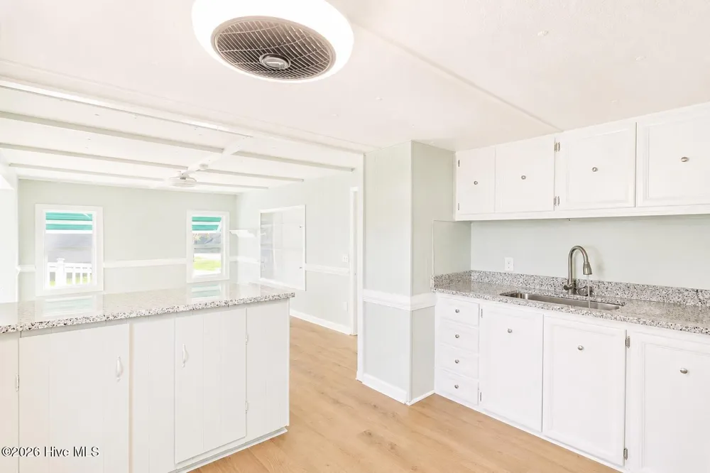 324 Cypress Avenue Holly Ridge, NC 28445