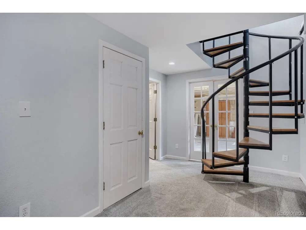 327 Virginia Street Idaho Springs, CO 80452