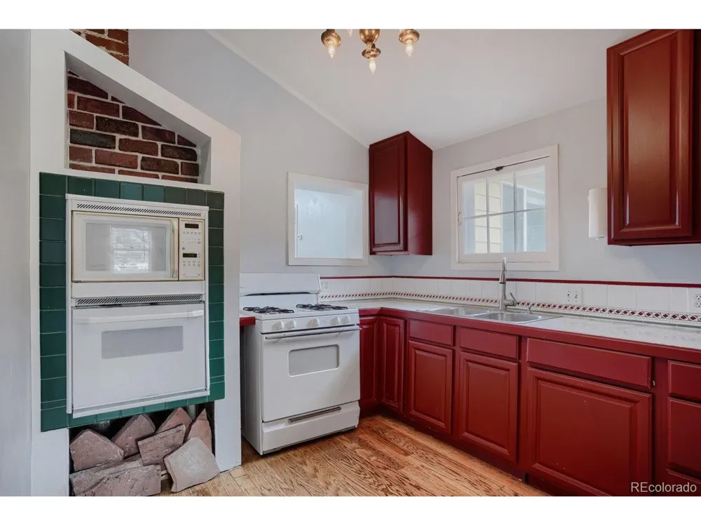 327 Virginia Street Idaho Springs, CO 80452