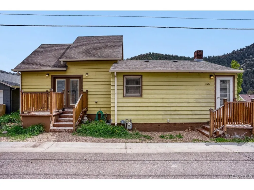 327 Virginia Street Idaho Springs, CO 80452