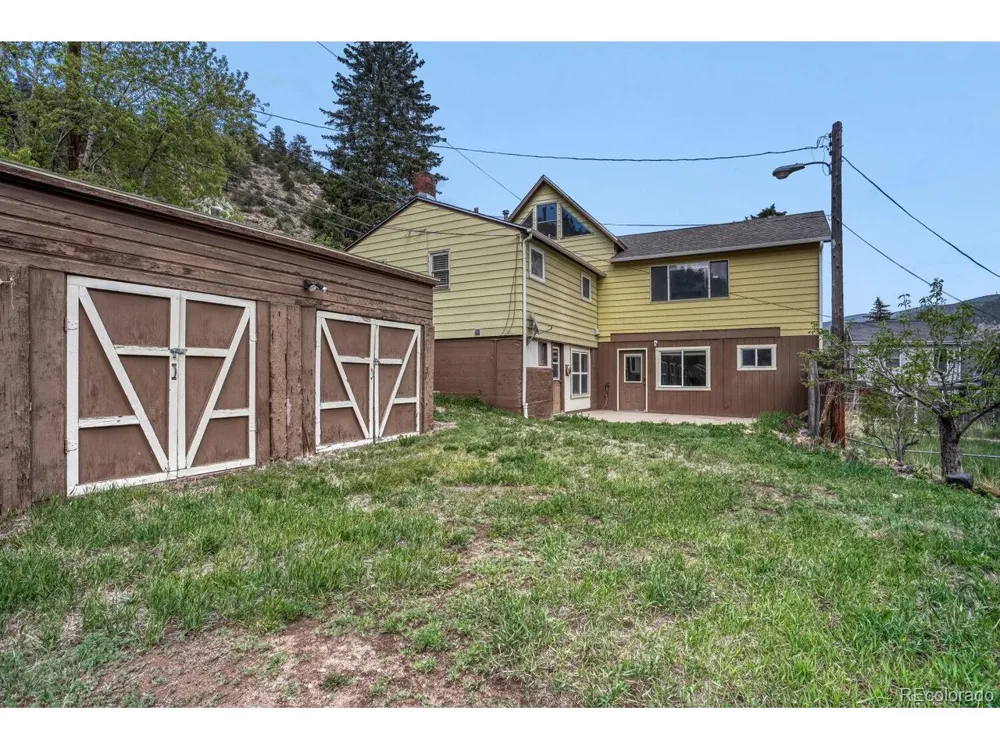 327 Virginia Street Idaho Springs, CO 80452