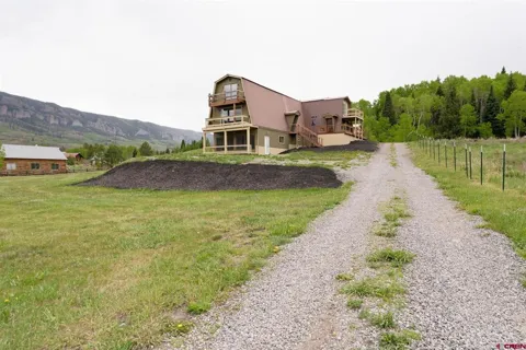 1283 County Road 858 Road