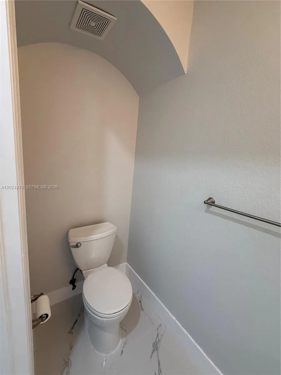 9135 Leatherwood Loop Lehigh Acres, FL 33936