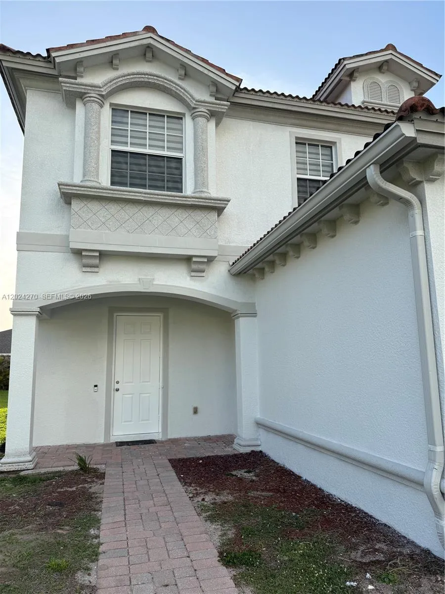 9135 Leatherwood Loop Lehigh Acres, FL 33936