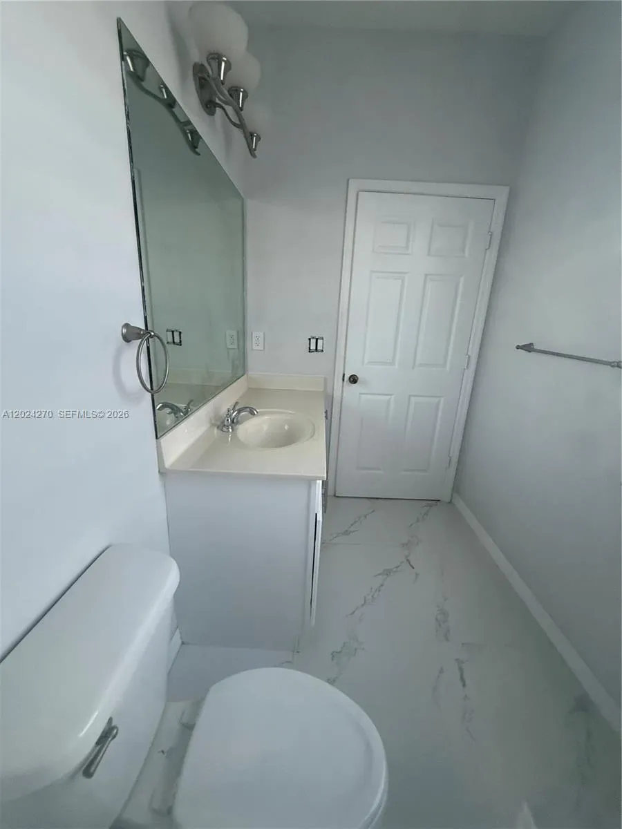 9135 Leatherwood Loop Lehigh Acres, FL 33936