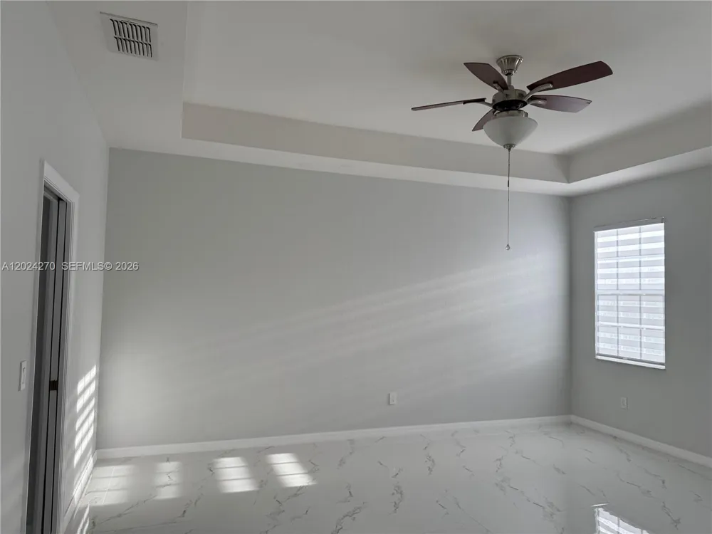 9135 Leatherwood Loop Lehigh Acres, FL 33936