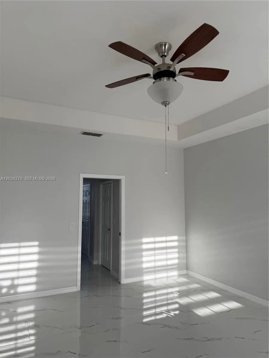 9135 Leatherwood Loop Lehigh Acres, FL 33936
