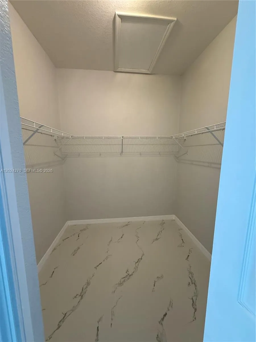 9135 Leatherwood Loop Lehigh Acres, FL 33936
