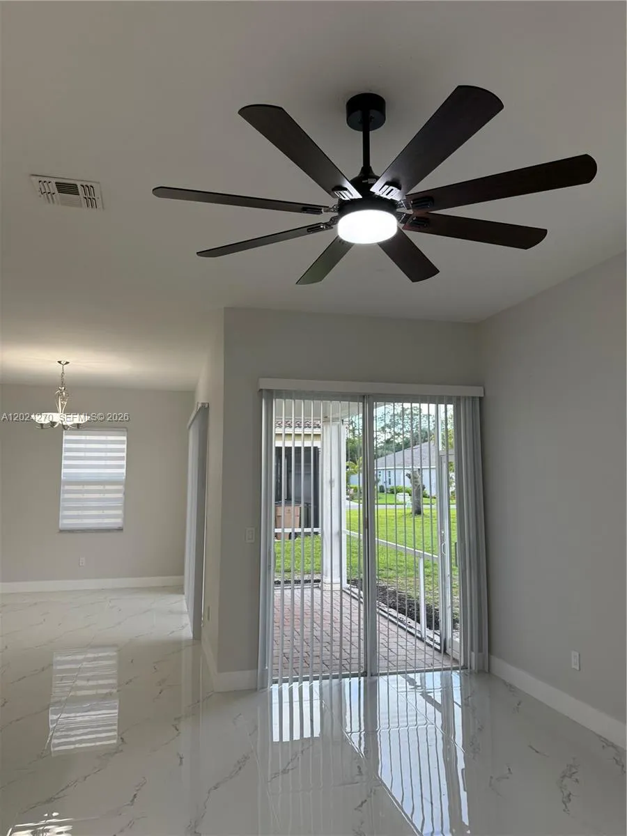 9135 Leatherwood Loop Lehigh Acres, FL 33936