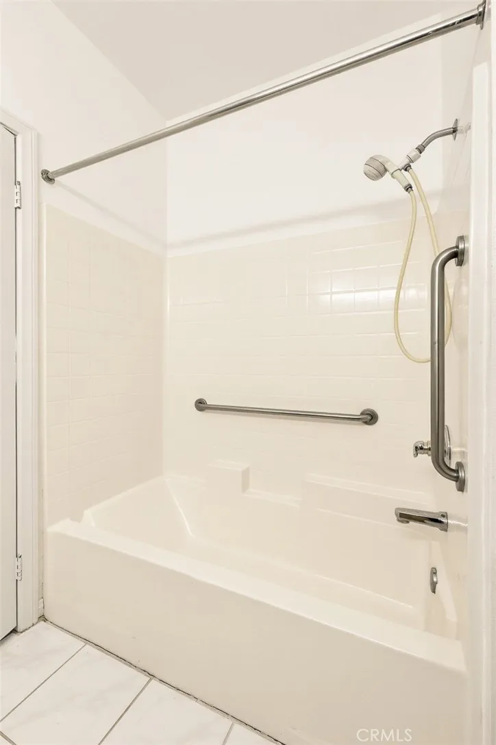 121 Mcpherrin Avenue #105 Monterey Park, CA 91754