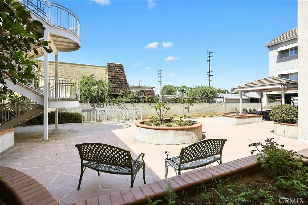 121 Mcpherrin Avenue #105 Monterey Park, CA 91754