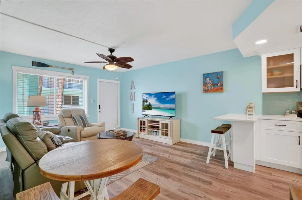 117 7TH STREET #2 Bradenton Beach, FL 34217