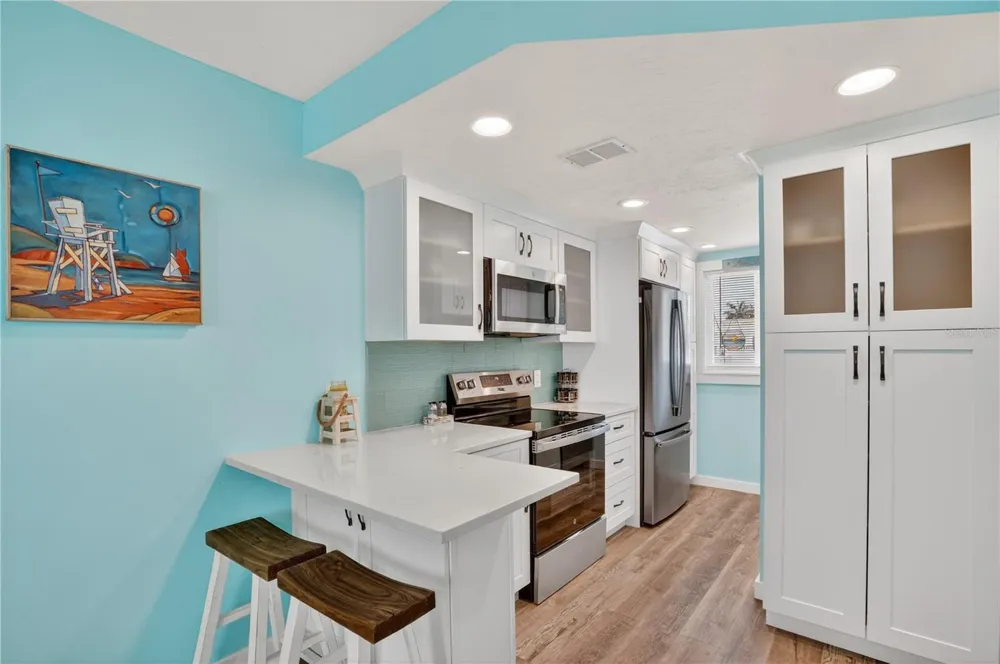 117 7TH STREET #2 Bradenton Beach, FL 34217