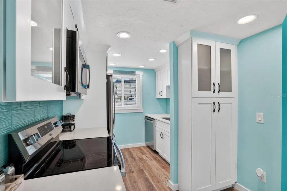 117 7TH STREET #2 Bradenton Beach, FL 34217