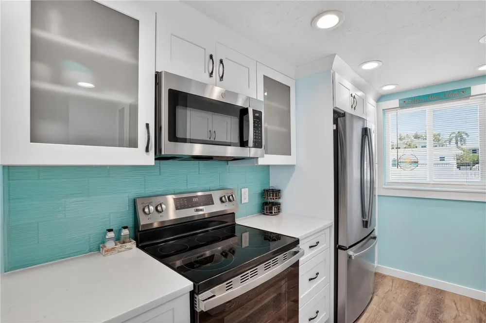 117 7TH STREET #2 Bradenton Beach, FL 34217