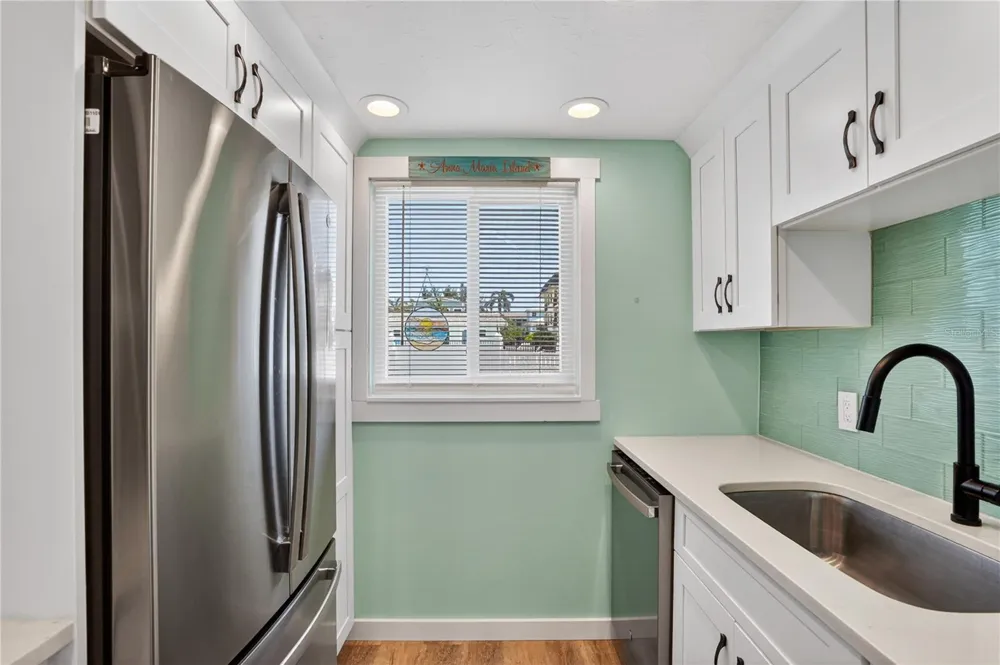 117 7TH STREET #2 Bradenton Beach, FL 34217