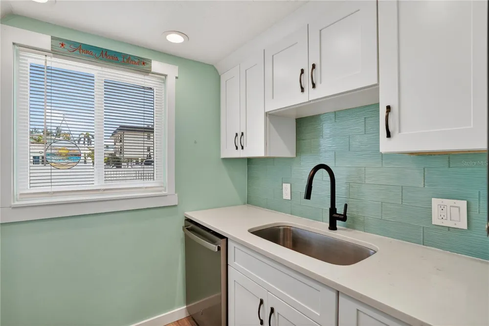 117 7TH STREET #2 Bradenton Beach, FL 34217