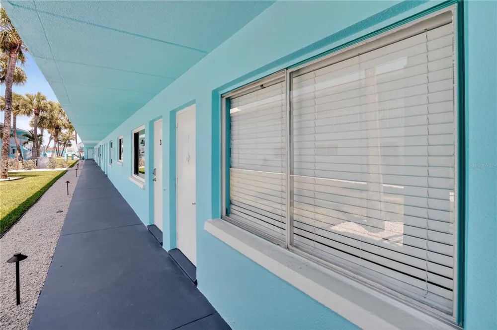 117 7TH STREET #2 Bradenton Beach, FL 34217