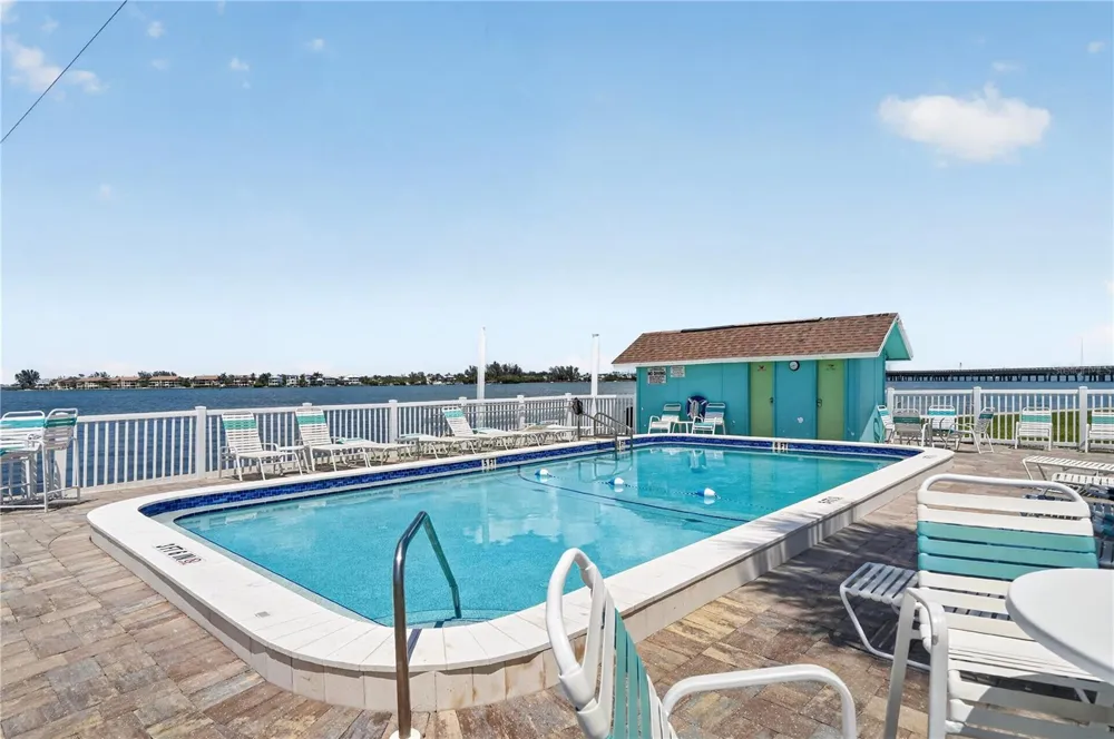 117 7TH STREET #2 Bradenton Beach, FL 34217