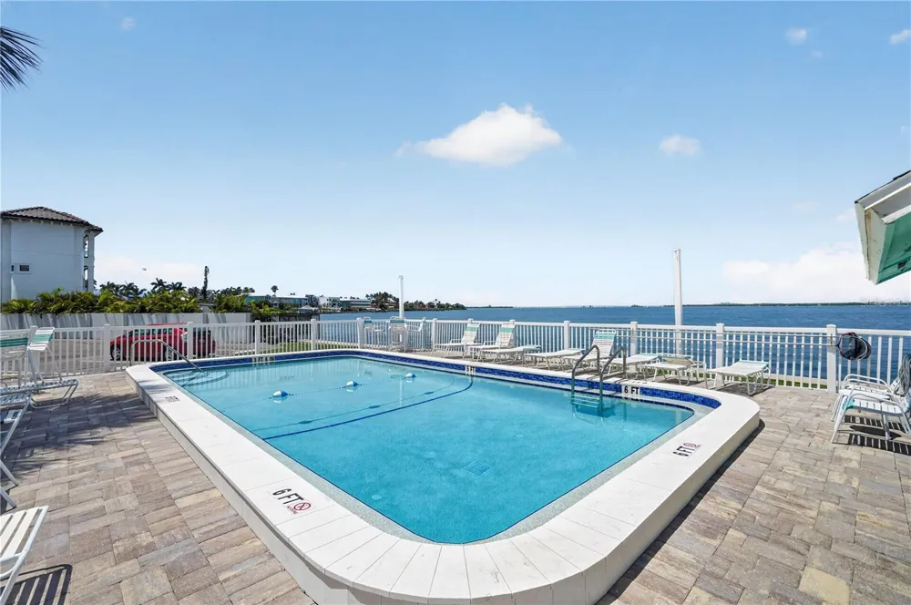 117 7TH STREET #2 Bradenton Beach, FL 34217