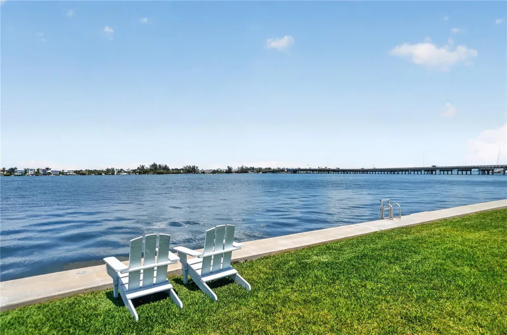 117 7TH STREET #2 Bradenton Beach, FL 34217