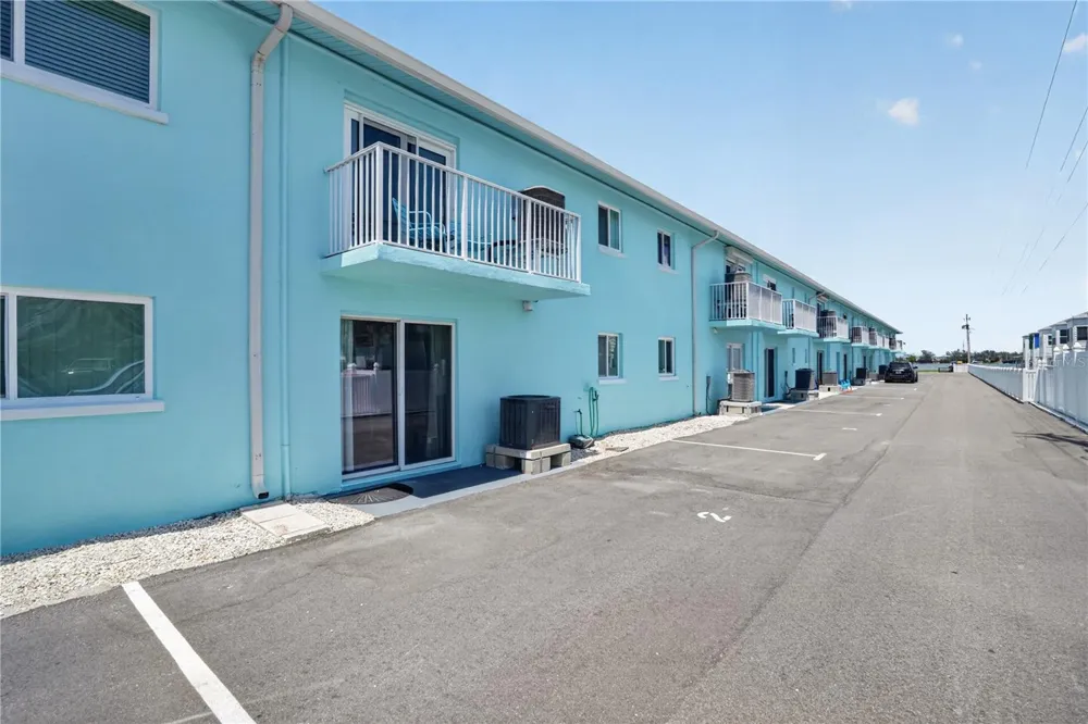 117 7TH STREET #2 Bradenton Beach, FL 34217