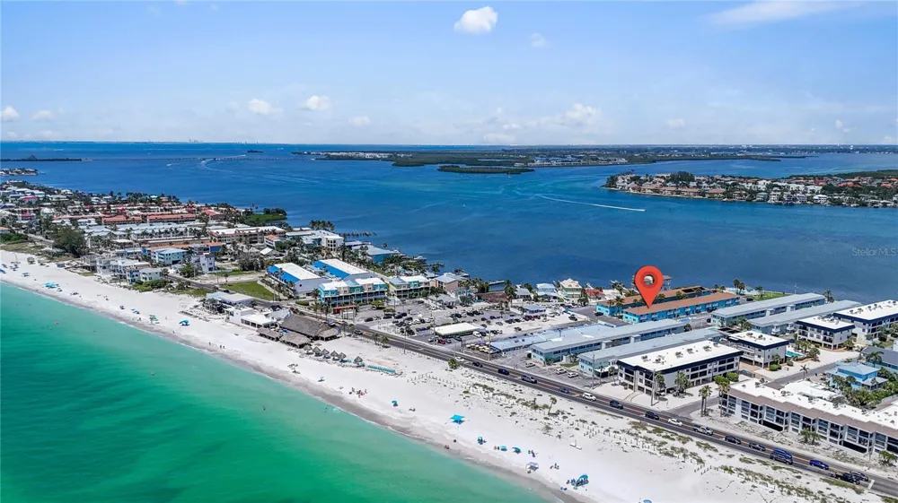 117 7TH STREET #2 Bradenton Beach, FL 34217