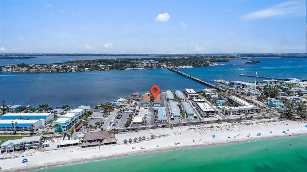 117 7TH STREET #2 Bradenton Beach, FL 34217