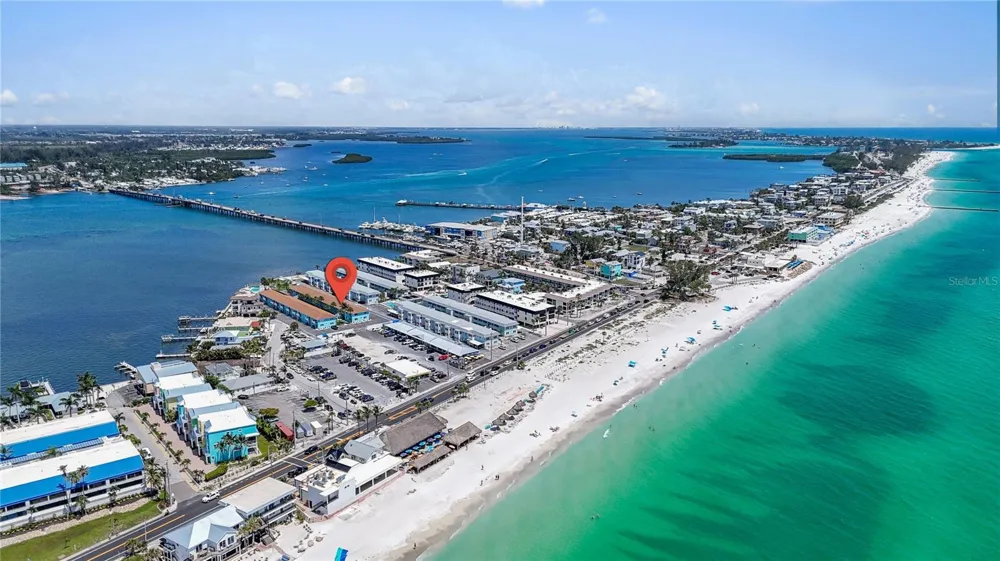 117 7TH STREET #2 Bradenton Beach, FL 34217