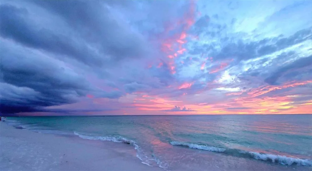 117 7TH STREET #2 Bradenton Beach, FL 34217
