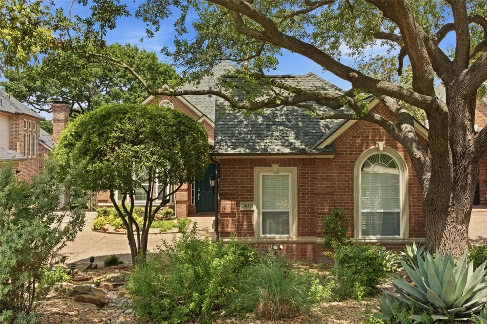3033 Greenhill Drive Plano, TX 75093