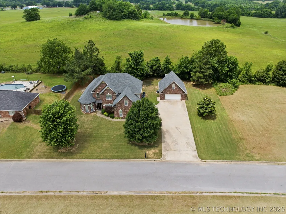 1308 Carter Avenue Wagoner, OK 74467