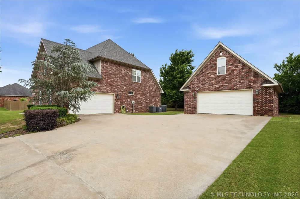 1308 Carter Avenue Wagoner, OK 74467