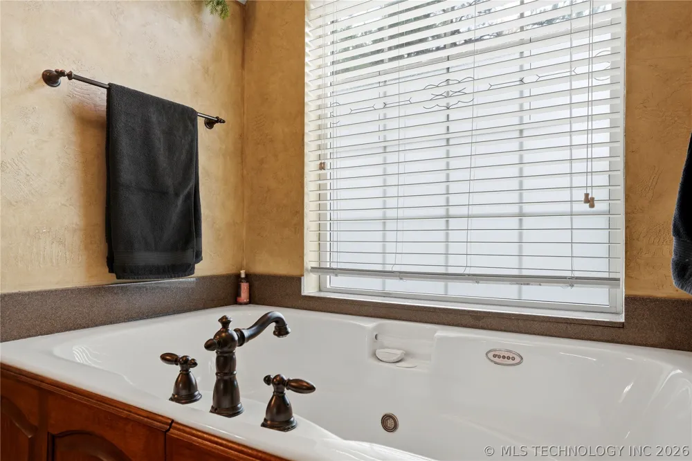 1308 Carter Avenue Wagoner, OK 74467