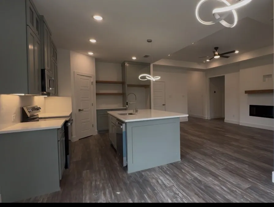 502 Palmetto Court Runaway Bay, TX 76426