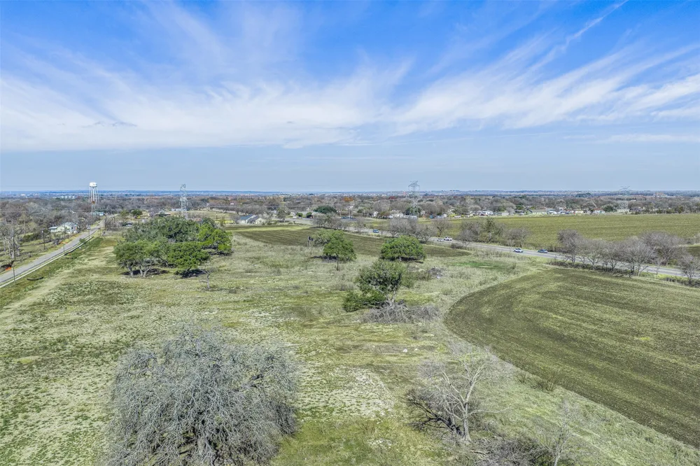 600 NW River Road Martindale, TX 78655