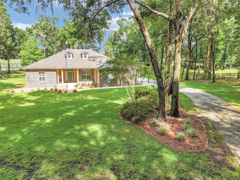 1989 NW 111TH LOOP ocala, FL 34475