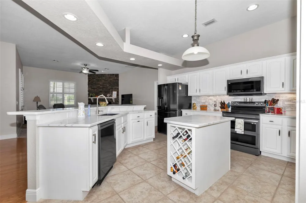 1989 NW 111TH LOOP ocala, FL 34475