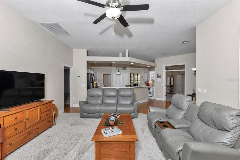 1989 NW 111TH LOOP ocala, FL 34475