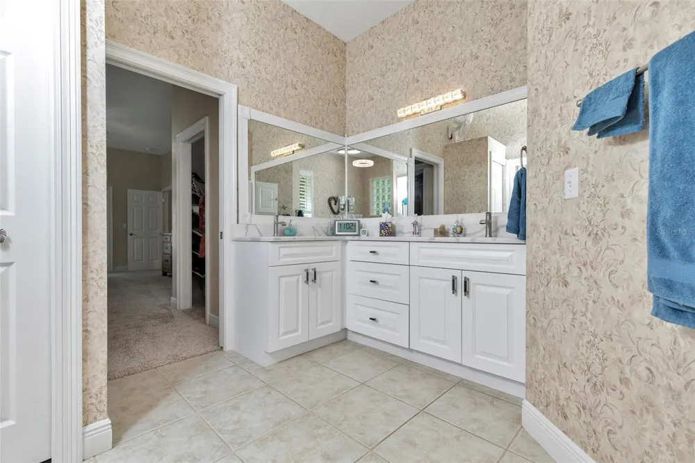 1989 NW 111TH LOOP ocala, FL 34475