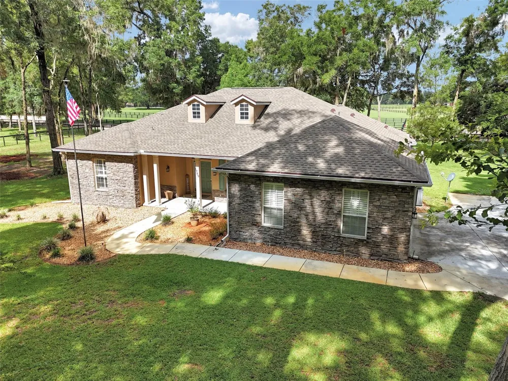 1989 NW 111TH LOOP ocala, FL 34475