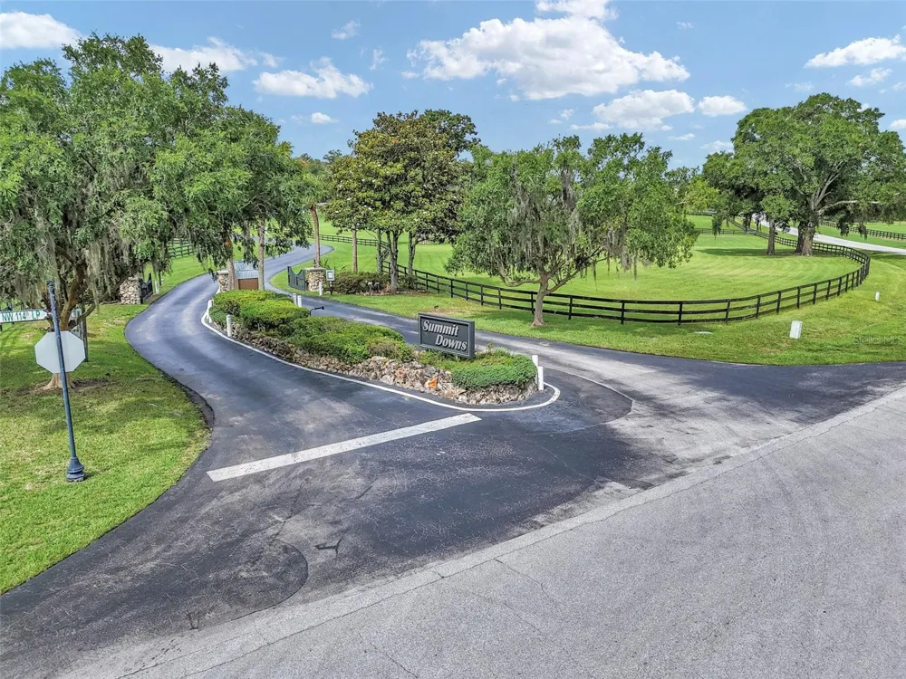 1989 NW 111TH LOOP ocala, FL 34475