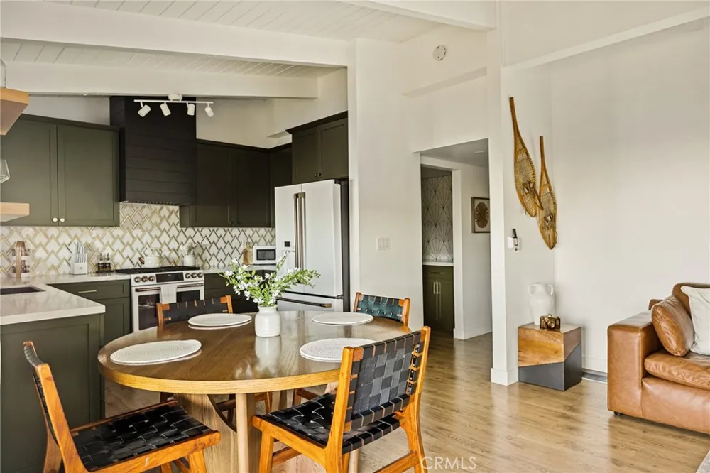 31537 Old City Creek Running Springs, CA 92382