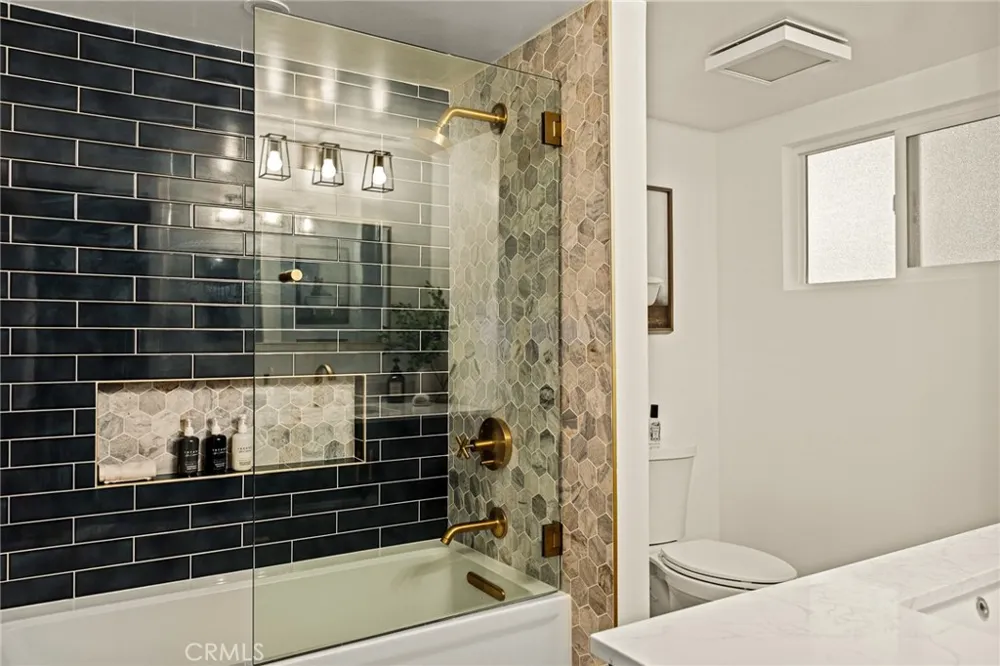 31537 Old City Creek Running Springs, CA 92382
