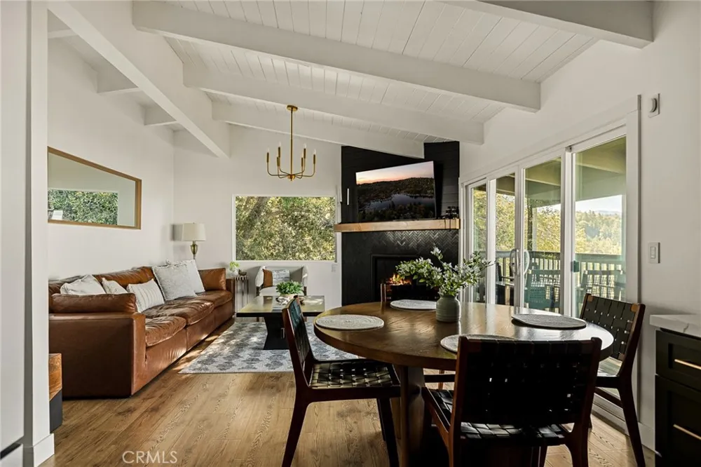 31537 Old City Creek Running Springs, CA 92382