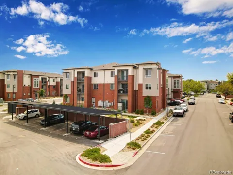 14351 E Tennessee Avenue #201
