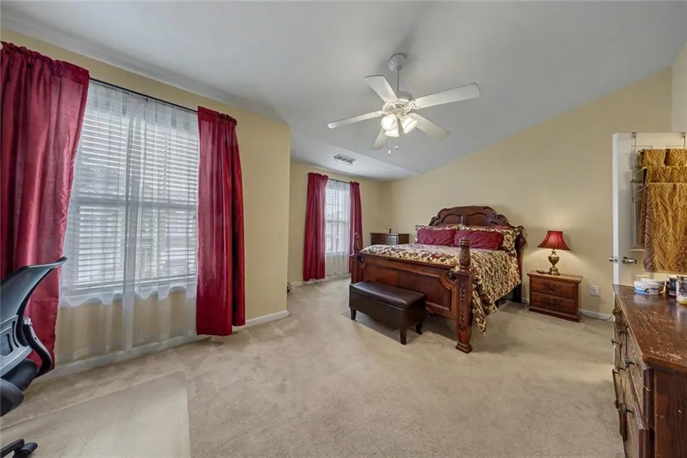2091 Lakeshore Overlook Drive NW Kennesaw, GA 30152