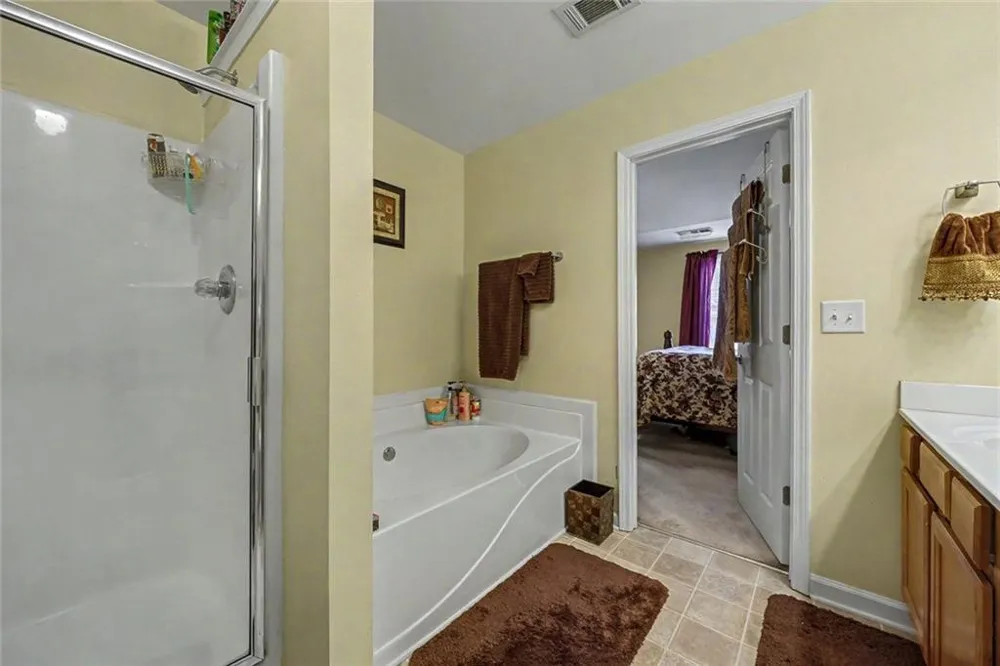 2091 Lakeshore Overlook Drive NW Kennesaw, GA 30152