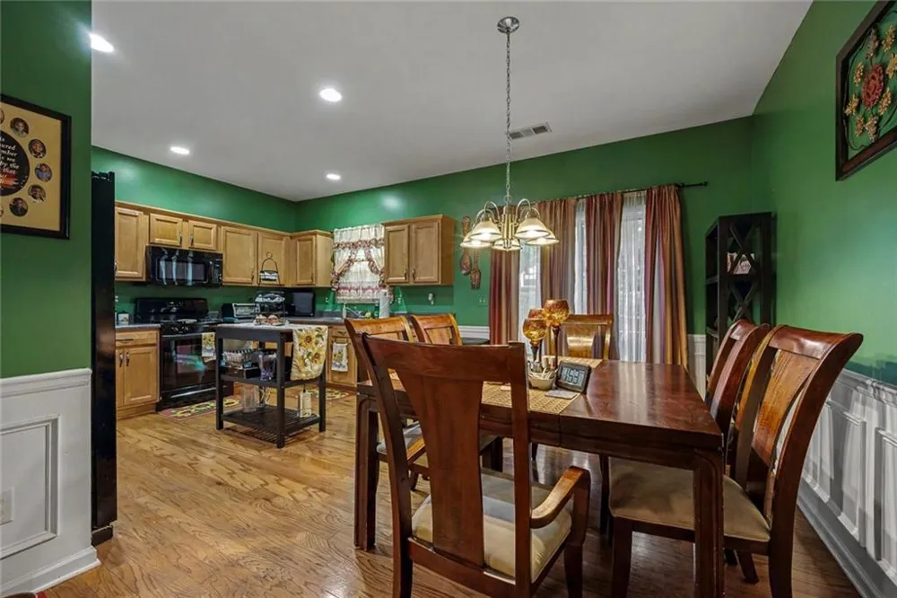 2091 Lakeshore Overlook Drive NW Kennesaw, GA 30152