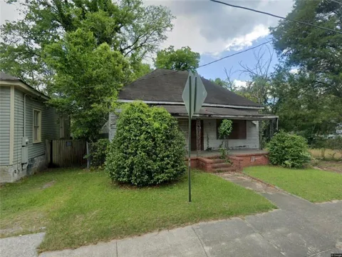 340 Lincoln Avenue
